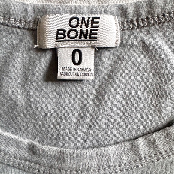 Light grey Onebone t-shirt with pocket on the left side - Picture 3 of 3